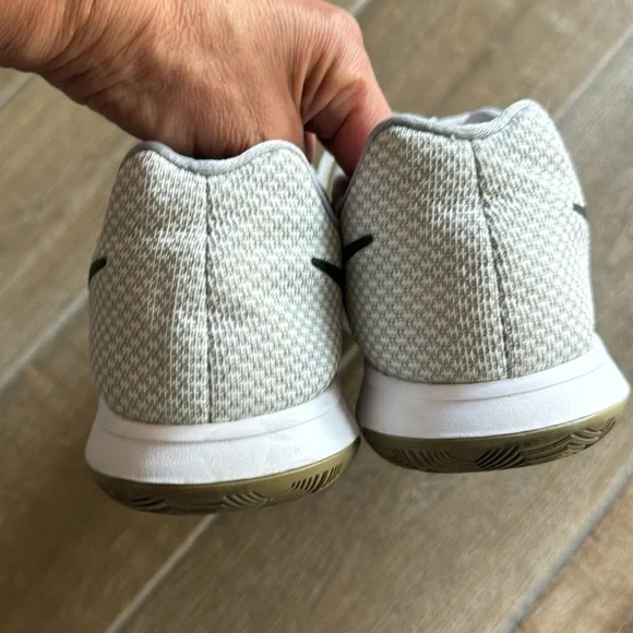 Nike *Like New - Picture 2 of 5